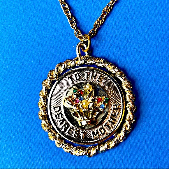 VINTAGE Mother Necklace Circa 1970s - Picture 1 of 7